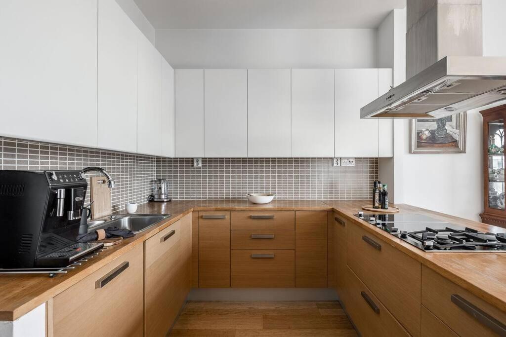 Spacious Home With Four Terrace, Sauna, Sea View Helsinki Esterno foto