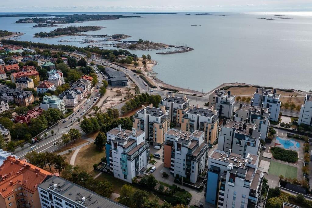 Spacious Home With Four Terrace, Sauna, Sea View Helsinki Esterno foto